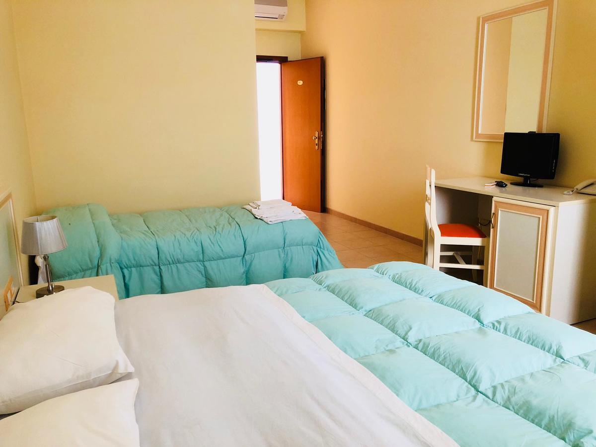 Hotel Agri Resort "Agora" Castelluccio dei Sauri Zewnętrze zdjęcie