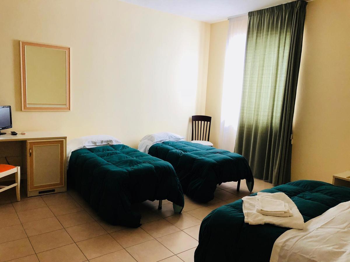 Hotel Agri Resort "Agora" Castelluccio dei Sauri Zewnętrze zdjęcie