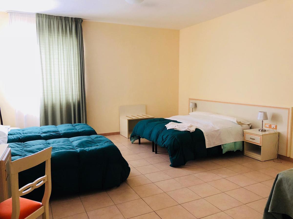 Hotel Agri Resort "Agora" Castelluccio dei Sauri Zewnętrze zdjęcie