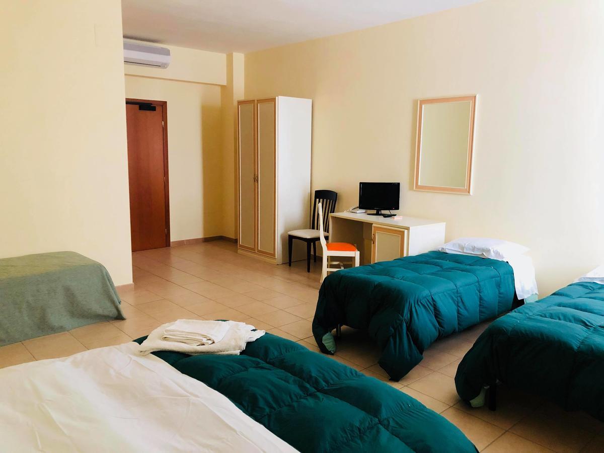 Hotel Agri Resort "Agora" Castelluccio dei Sauri Zewnętrze zdjęcie
